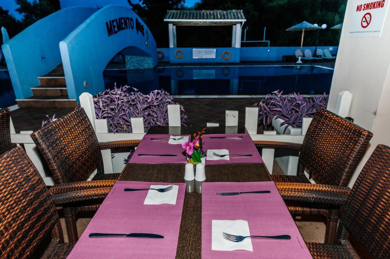 Memento Resort Kassiopi Exterior foto